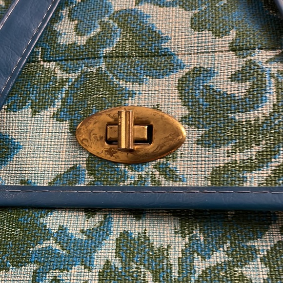 Vintage Avon tapestry carry bag - Picture 2 of 7